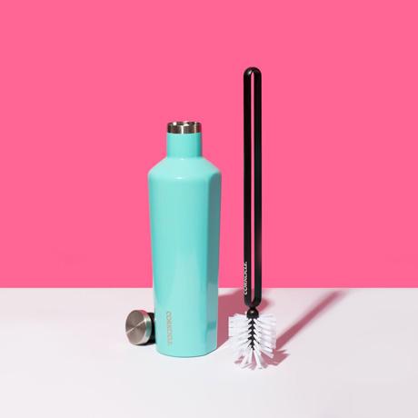 bottle-brush-d8 accessories_bottlebrush_lifestyle.jpg